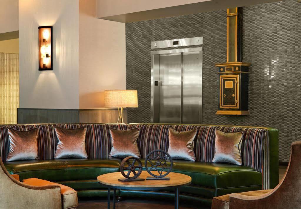 Fairfield Inn & Suites By Marriott Milwaukee Downtown Exterior foto